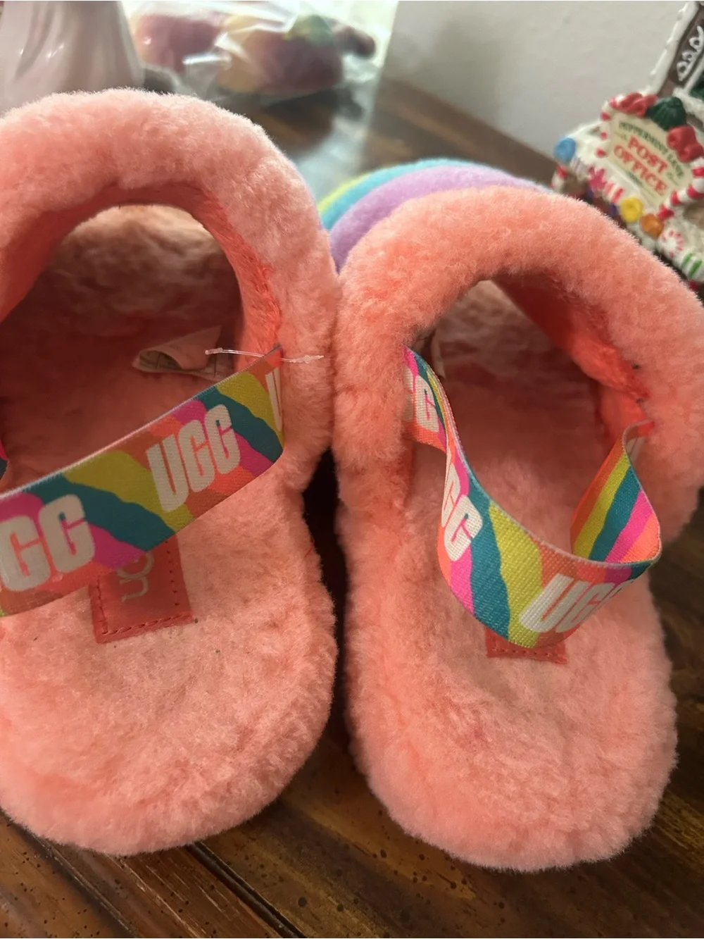 UGG Fluff Yeah  Rainbow Slide Slippers Size 4 Kids / 6 Women